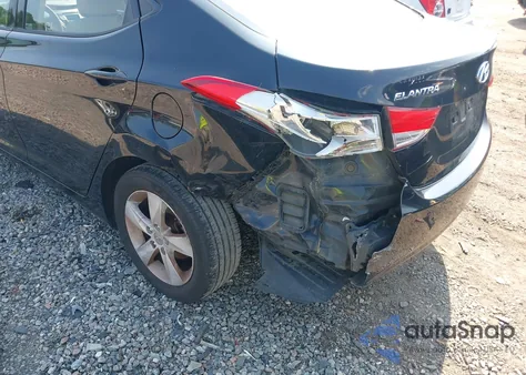 2013 Hyundai Elantra Gls from USA, damaged, VIN 5NPDH4AEXDH322567